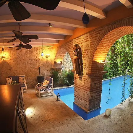 Hotel Boutique Santo Domingo 3*